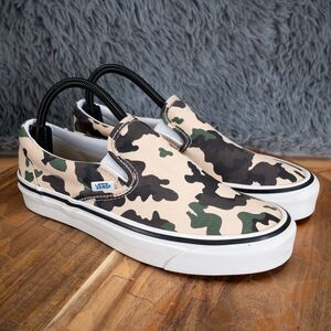 Vans Black and Green Athletic Shoes with Camouflage Design